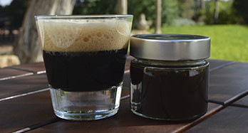 Želé z tmavého piva 220 g - Cena 7 €